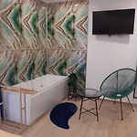 Etna Sea Live Center 4*